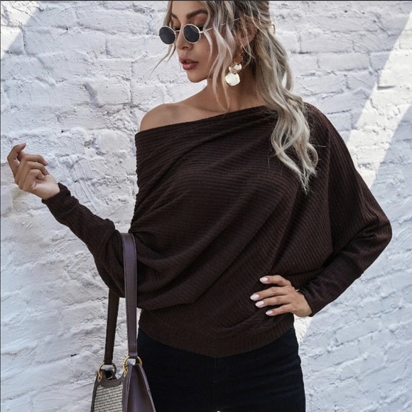 Sweaters - Brown sweater